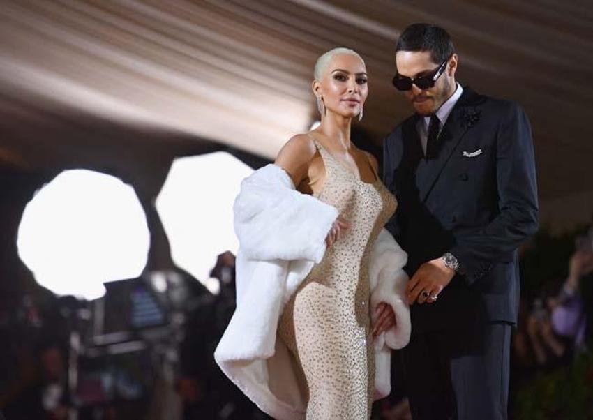 Kim Kardashian Met Gala'ya Marilyn Monroe'nun ikonik elbisesiyle katıldı,olay oldu!
