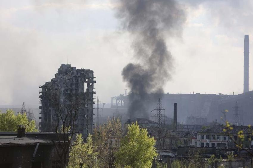 Ukrayna-Rusya savaşının en kanlı saldırısı! Rusların vurduğu Mariupol tiyatrosunda 600 kişi birden öldü...
