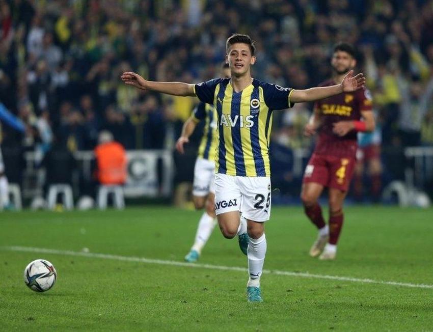 Arda Güler'de büyük tehlike! Neredeyse 'çerez' parasına transfer olacak!