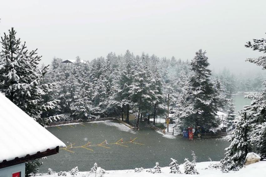 Yoğun kar yağışı yeniden başladı! Yağışlar devam edecek, Meteoroloji son dakika duyurdu, çok sayıda il için sarı alarm verildi