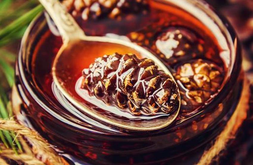 Astım ve bronşit için doğal şifa! İltihap ve enfeksiyon ile savaşıyor, öksürük önleyici, balgam söktürücü... Günde iki kaşığı yetiyor, C, K, B vitaminleri...