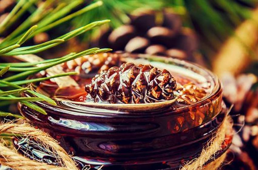Astım ve bronşit için doğal şifa! İltihap ve enfeksiyon ile savaşıyor, öksürük önleyici, balgam söktürücü... Günde iki kaşığı yetiyor, C, K, B vitaminleri...
