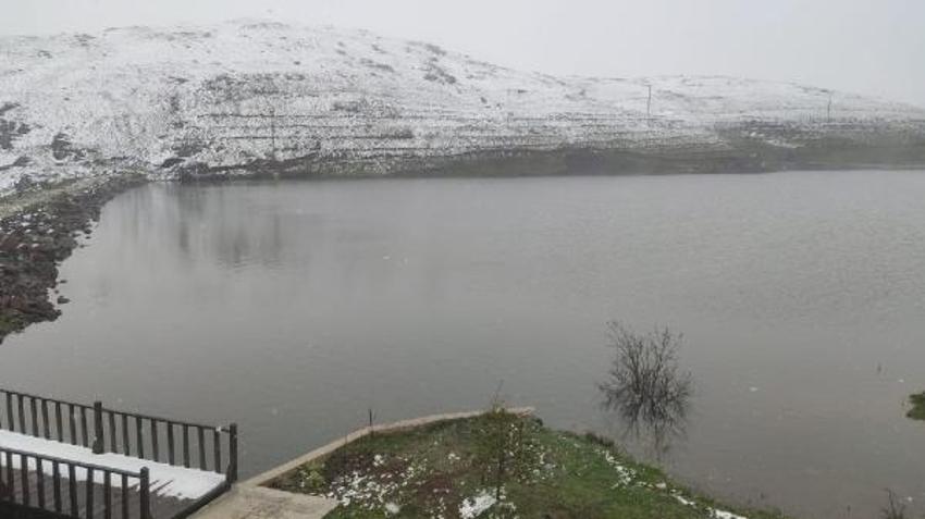 Yoğun kar yağışı yeniden başladı! Yağışlar devam edecek, Meteoroloji son dakika duyurdu, çok sayıda il için sarı alarm verildi