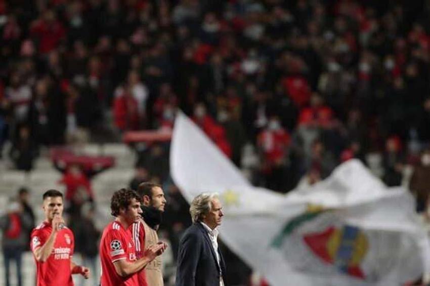 FENERBAHÇE'DE SON DAKİKA! Ali Koç'a büyük şok! Görüştüğü iki hocayı da elinden kaçırdı