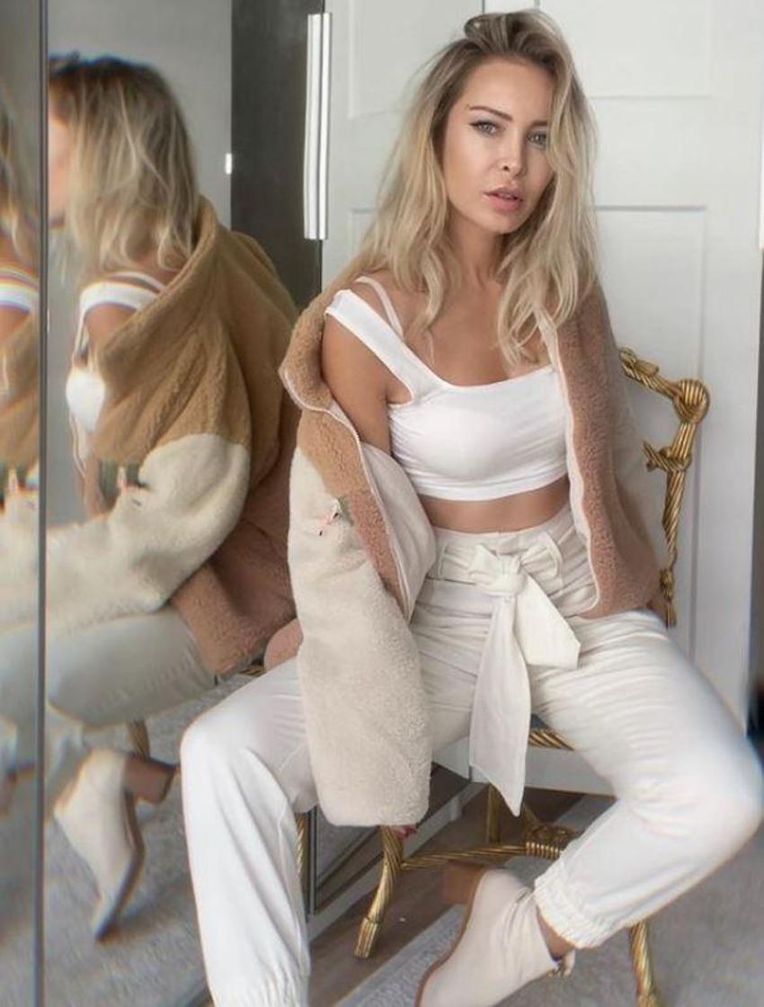 Ayşegül Yıldız makyajsız fotoğrafını paylaştı! Güzelliğine övgü yağdı