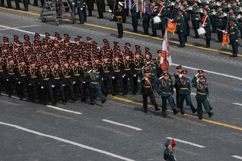 Kıyamet uçağı göründü! Dünya nefesini tutup izliyor...