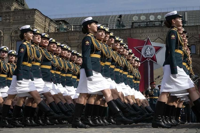 Kıyamet uçağı göründü! Dünya nefesini tutup izliyor...
