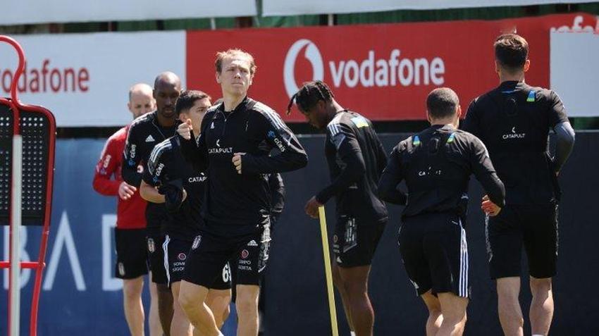 Sergen Yalçın yılın transferi diye getirdi Valerien İsmael gönderiyor! Beşiktaş'ta 11 ayrılık var