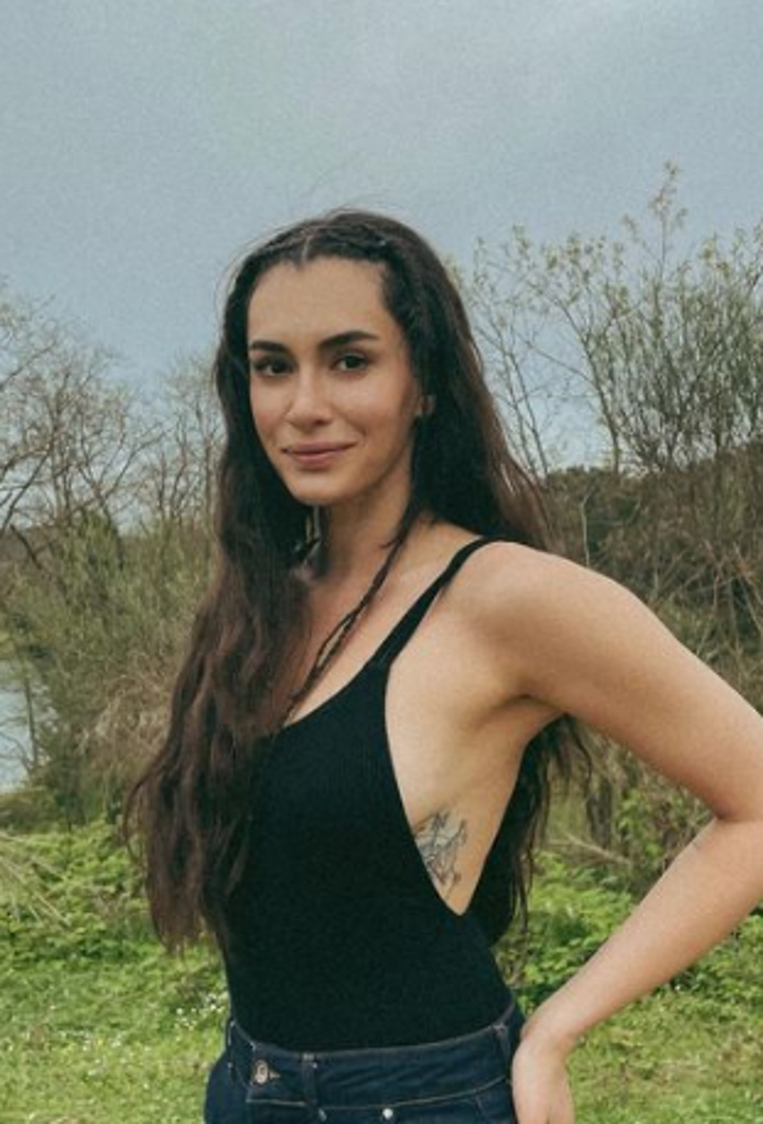 Hande Doğandemir'den estetik açıklaması!