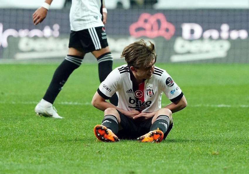 Beşiktaş - Fenerbahçe derbisine damga vurdu! Yıldız oyuncudan şoke eden tepki, Valerien Ismael'in yüzüne bile bakmadı! İsmail Kartal ve İrfan Can...
