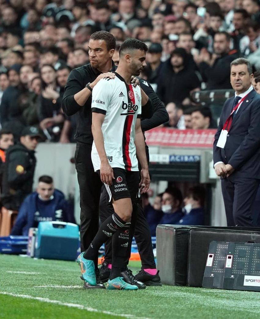 Fenerbahçe'de İsmail Kartal'dan olay sözler: Hakem, Beşiktaş'a müsaade etti