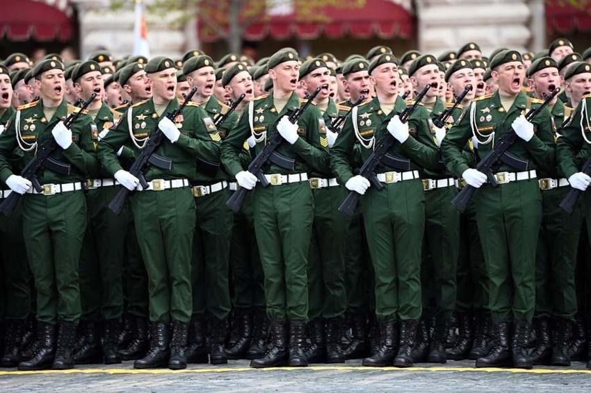 Rusya'da 9 Mayıs Zafer Günü kutlanıyor! Putin'den dünyaya kritik mesaj...