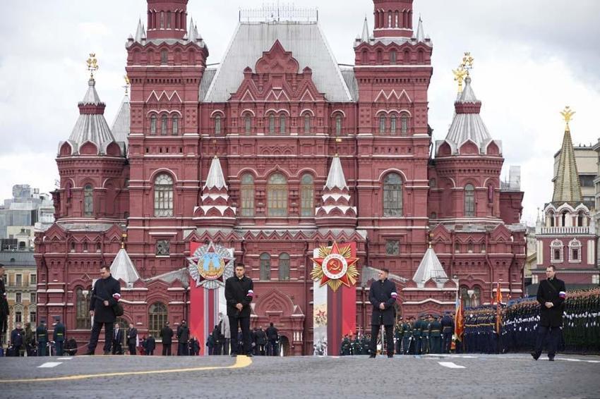 Rusya'da 9 Mayıs Zafer Günü kutlanıyor! Putin'den dünyaya kritik mesaj...