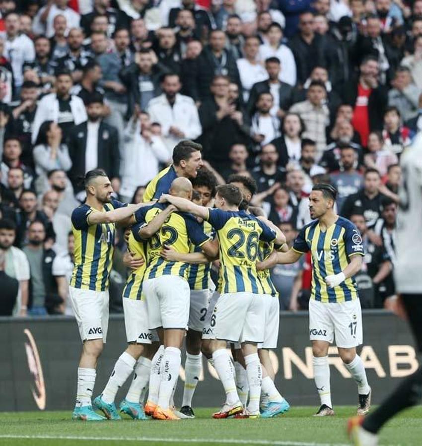 Ali Koç'tan iki flaş transfer! Tarihi maçta 5 gol atan forveti getiriyor
