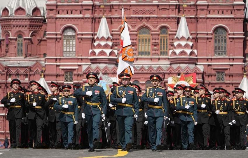 Rusya'da 9 Mayıs Zafer Günü kutlanıyor! Putin'den dünyaya kritik mesaj...