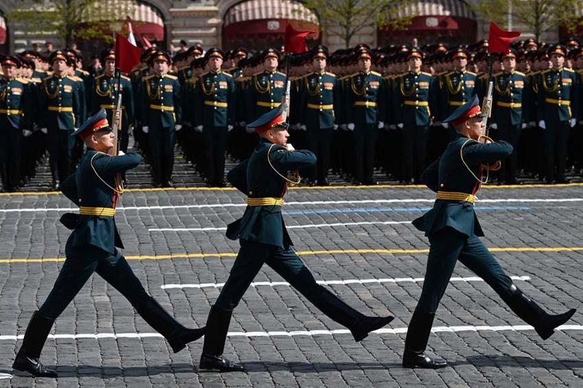 Rusya'da 9 Mayıs Zafer Günü kutlanıyor! Putin'den dünyaya kritik mesaj...