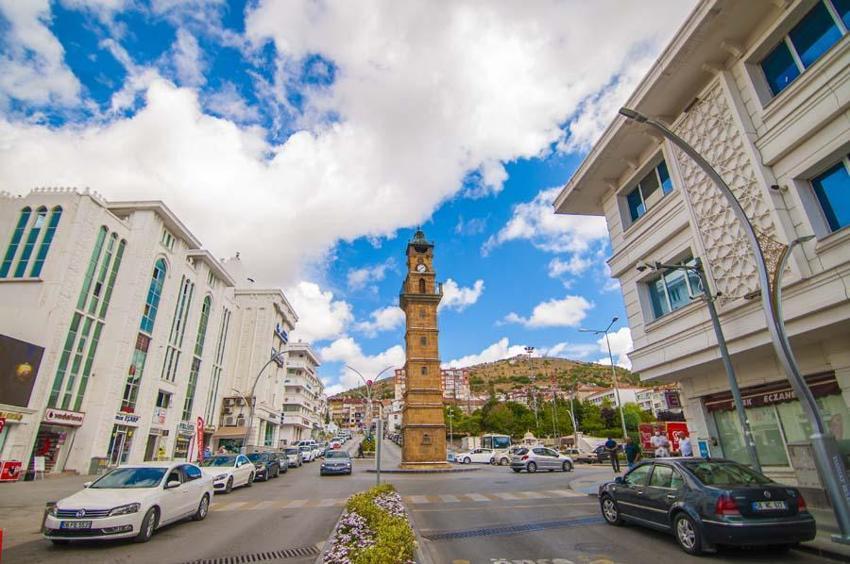 İllerin rakamları açıklandı nüfusu azalanlar belli oldu! İşte dikkat çeken sayılarla 16 il ve Türkiye'nin nüfusu...