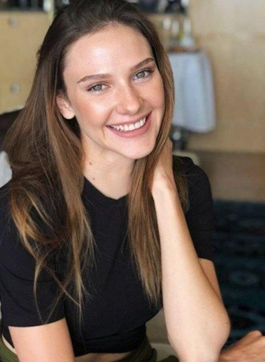 Alina Boz:Çok kalabalık olunca kendimi kaybediyorum