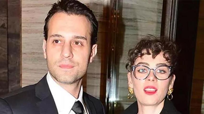 Demet Evgar'dan anneliğe geçiş kutlaması!