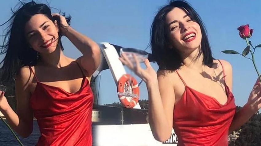 Merve Boluğur'dan derin dekolteli elbisesiyle cesur paylaşım!