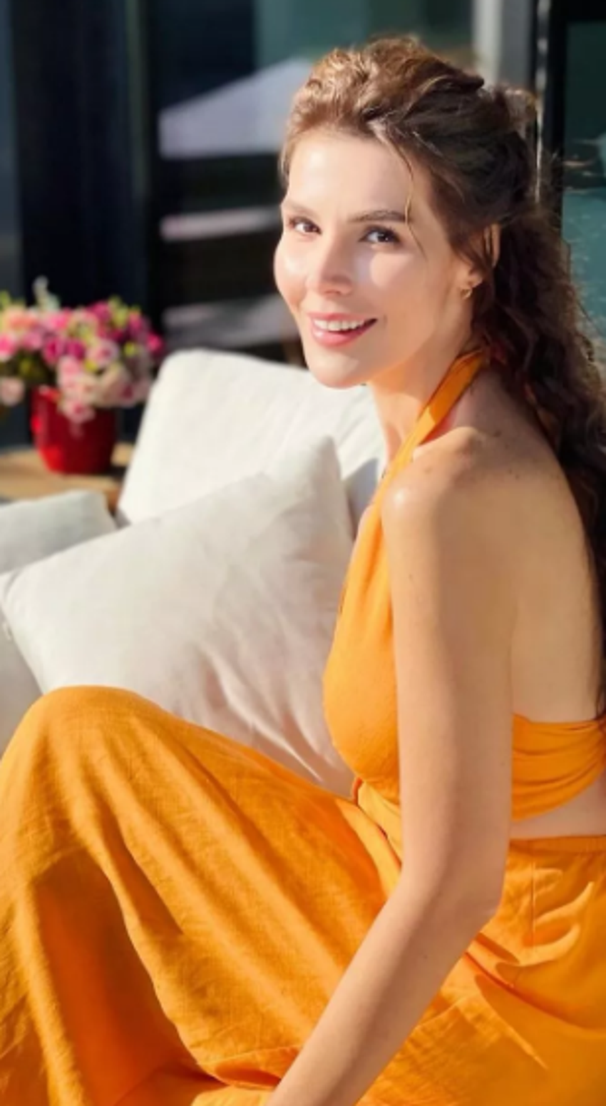 Hatice Şendil'in yüzündeki değişim dikkat çekti!