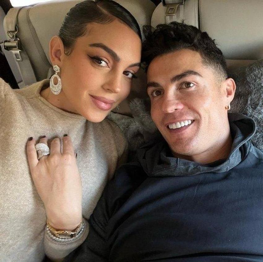 Cristiano Ronaldo-Georgina Rodriguez çifti, kızlarının ismini açıkladı!