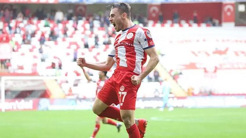 Ali Koç 'Yeni Gökhan Gönül'ü' buldu! Al Nazım'ı, Ozan'ı ver genç yıldızı