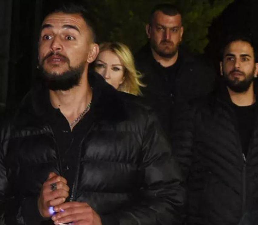Seda Sayan'ın eşi Çağlar Ökten'e mesafeli duruşu dikkat çekti! Birlikte fotoğraf vermek istemedi