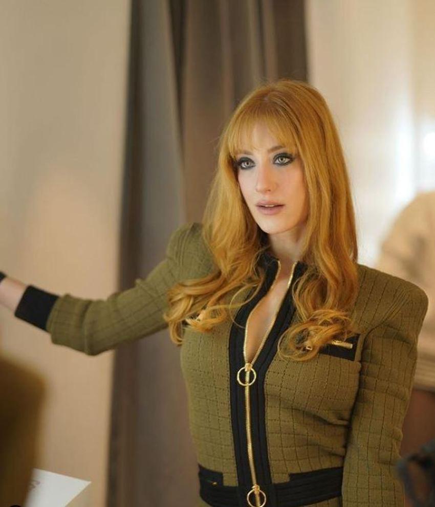 Eski vekil Ahmet Çakar'a tepkiler çığ gibi! Melis Sezen'e ünlü isimlerden destek geldi: Çok güzelsin!