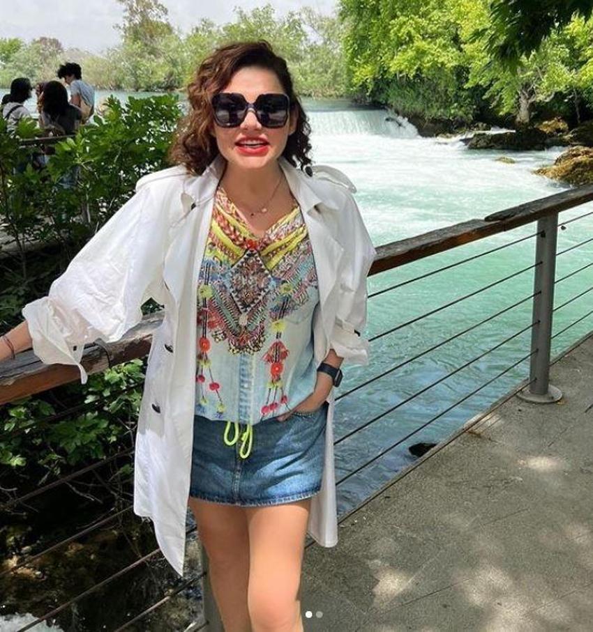 Deniz Seki son hali ile sosyal medyanın diline düştü! Bülent Ersoy'a benzetildi...