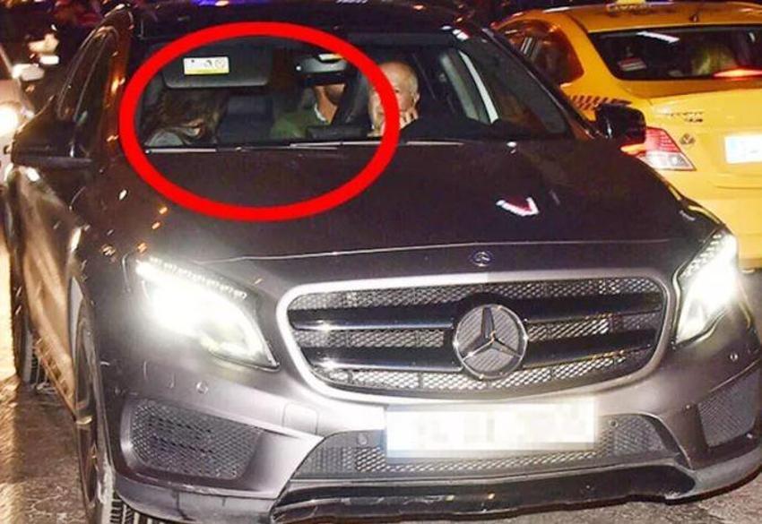 Eda Taşpınar ve sevgilisinden, dudak dudağa pozdan sonra anlamsız hareket!