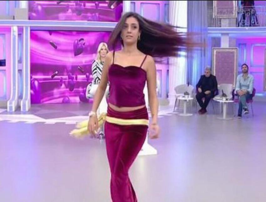 Fenomen gelin adayı Solmaz öyle bir kilo aldı ki! Şimdi tanınmaz halde... Eski halini bilenler değişimi görünce şok oldu!