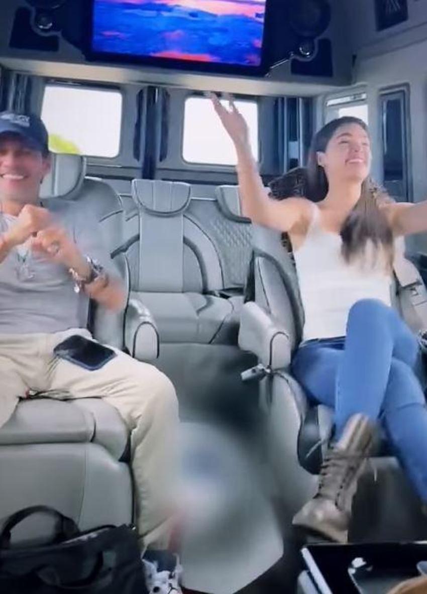 Jennifer Lopez'in eski eşi Marc Anthony, 30 yaş küçük sevgilisi Nadia Ferreira ile nişanlandı