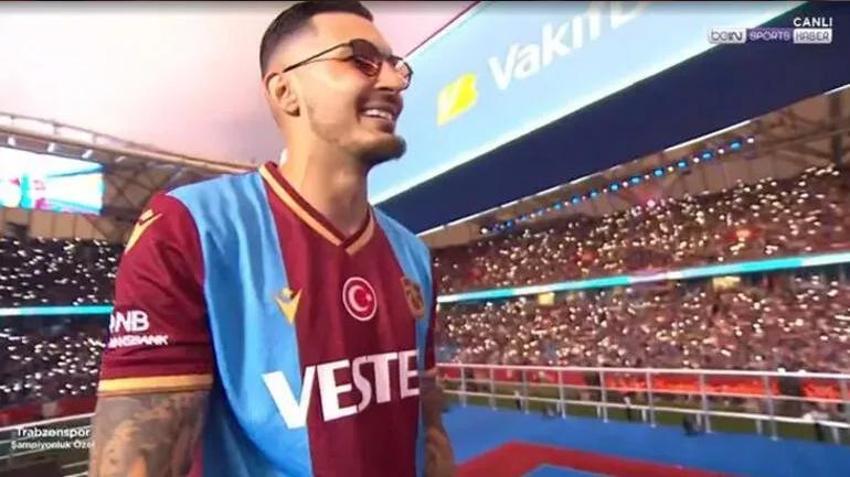Trabzonspor şampiyonluğunu kutluyor! Duygusal anlar, geceye damga vurdu! Muhteşem görüntüler...
