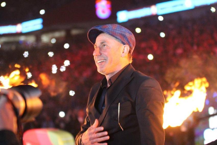Trabzonspor şampiyonluğunu kutluyor! Duygusal anlar, geceye damga vurdu! Muhteşem görüntüler...