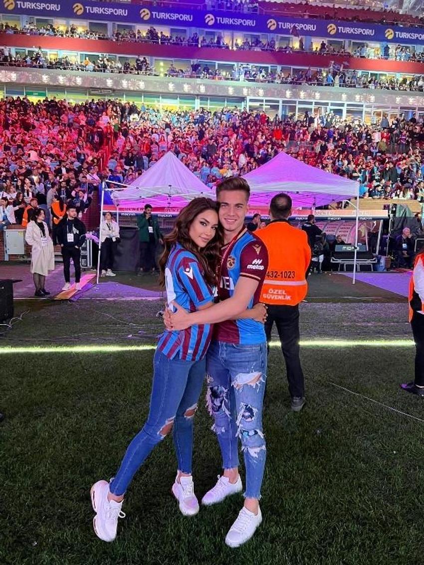Model Elif Yılmaz’ın yılbaşı dileği gerçek oldu!