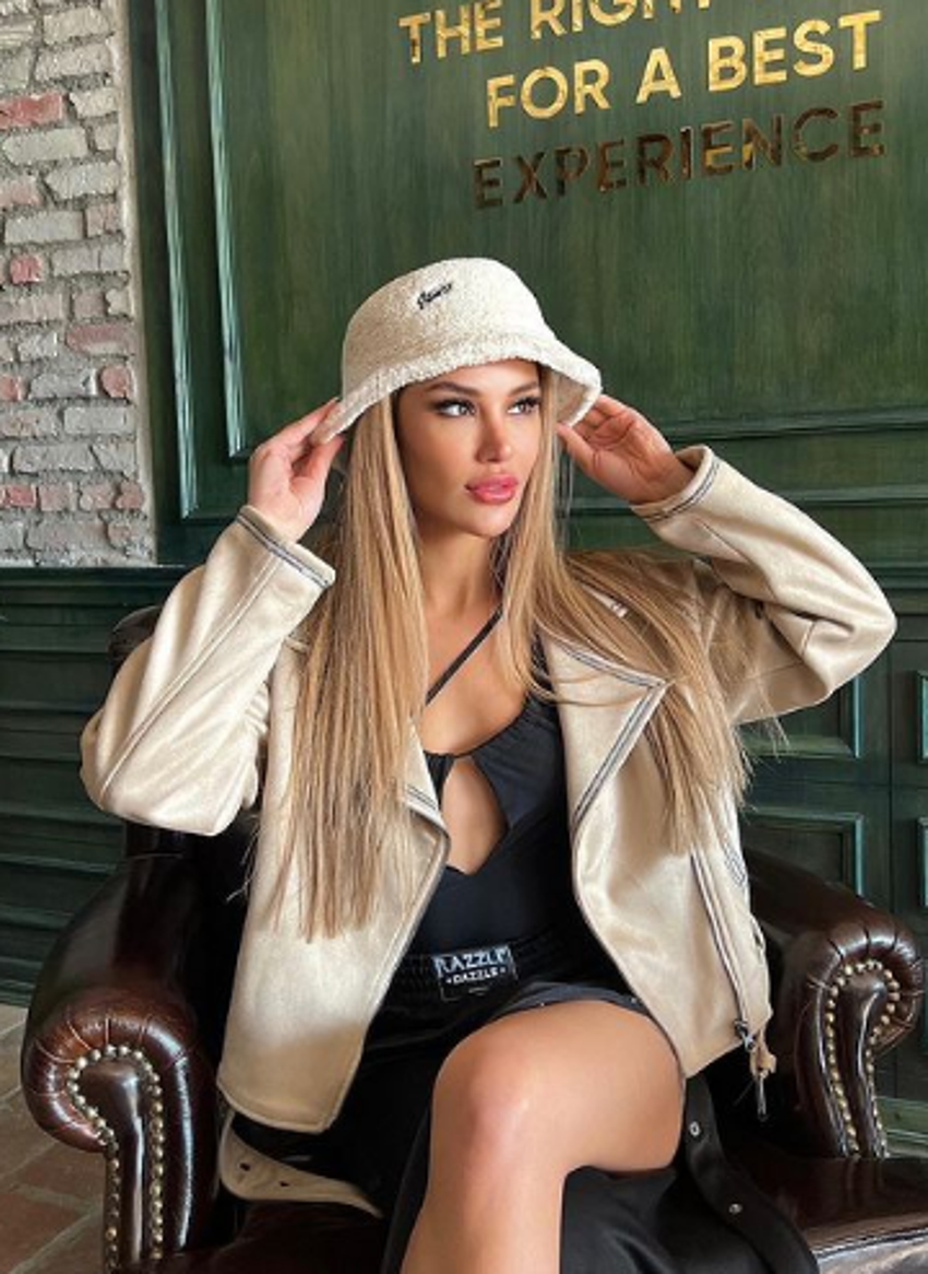 Model Elif Yılmaz’ın yılbaşı dileği gerçek oldu!