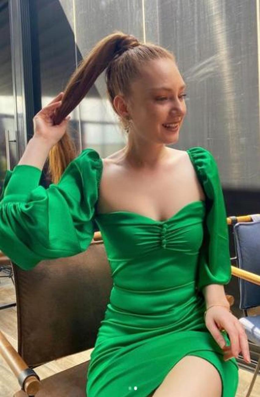 Gönül Dağı'nın Meryem'i Sevilay Gültekin'den mini etekli poz! "Kendine gel sen Meryem'sin"