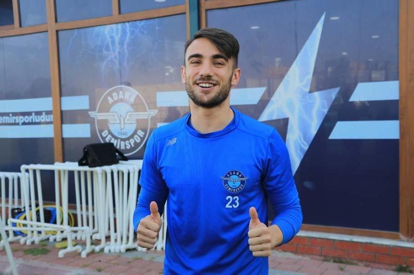 Galatasaray'dan ilk transfer! Yeni sezonda sağ kanat ona emanet...