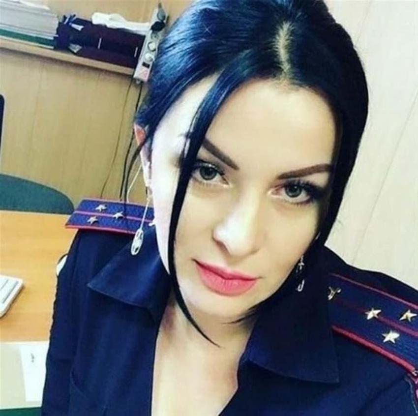 Kadın polisler pozlarını paylaştı sosyal medya karıştı! Rusya'dan gelen görüntüler olay oldu...