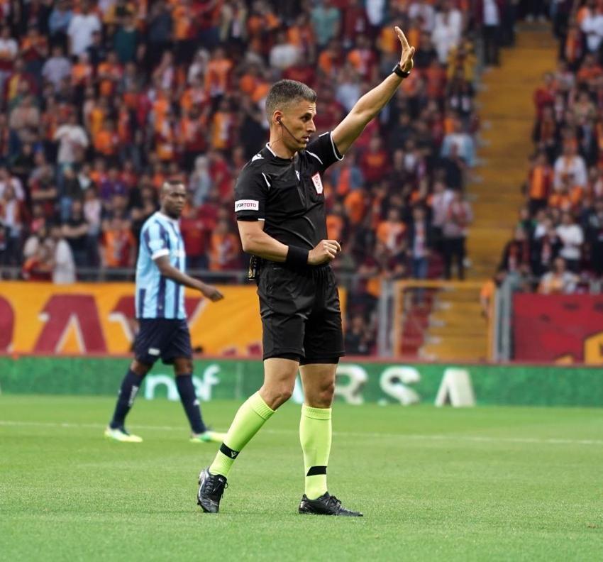 Galatasaray - Adana Demirspor maçında tarihi anlar! Belhanda'nın hareketi olay oldu! Domenec Torrent'ten bomba hamle: Arda Turan ve Kerem Aktürkoğlu...