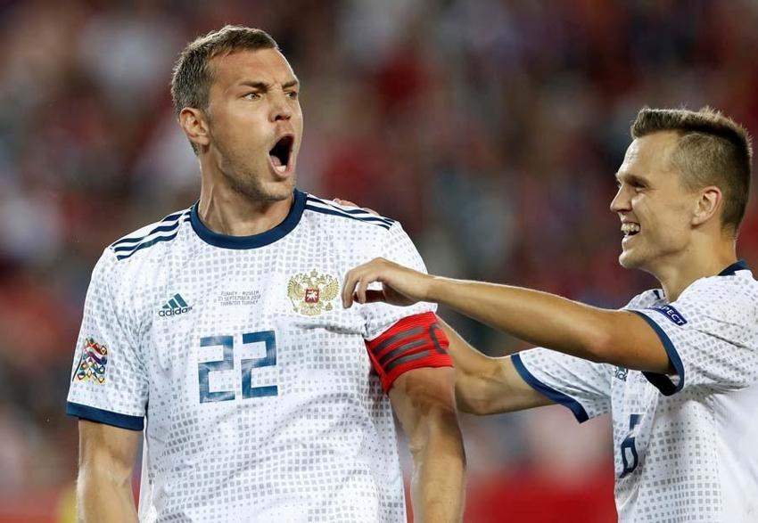 Fenerbahçe'den taraftarı ayağa kaldıracak transfer hamlesi! Forvete iki aday: Teklifi reddetti, tercihi sarı-lacivertliler olacak...