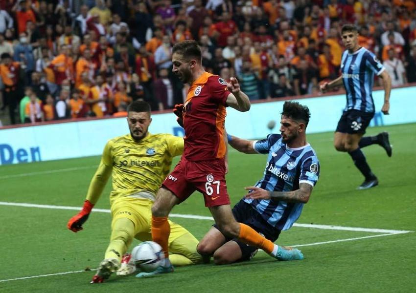 Galatasaray taraftarını heyecanlandıran Kerem Aktürkoğlu ve Yunus Akgün iddiası! Sarı-kırmızılıların planları '2 soyguncu' üzerine...