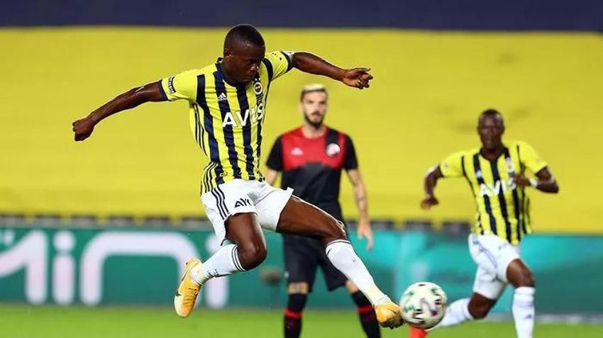 Fenerbahçe'de ayrılıklar başlıyor, işte o futbolcular!