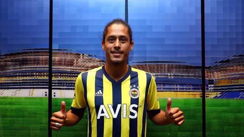 Fenerbahçe'de ayrılıklar başlıyor, işte o futbolcular!