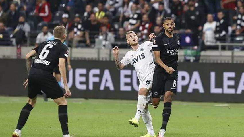 Fenerbahçe'de ayrılıklar başlıyor, işte o futbolcular!