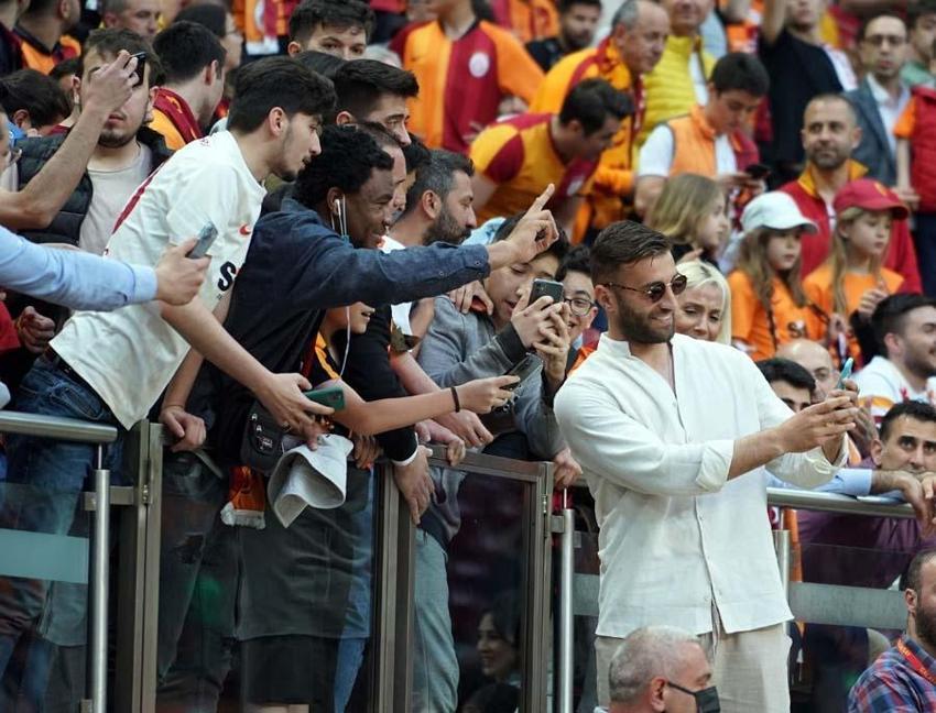 Galatasaray'da Arda Turan Adana Demirspor maçı kadrosuna neden alınmadı? Domenec Torrent için olay sözler!