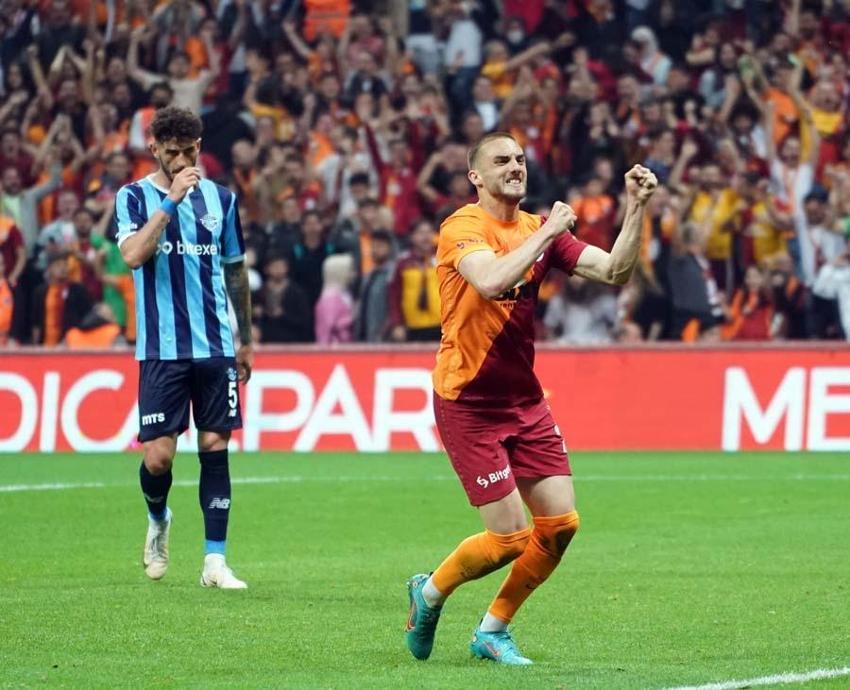 Galatasaray'da ayrılıklar peş peşe! 13 isim birden gidiyor: Yıldız futbolcu Fenerbahçe'ye...