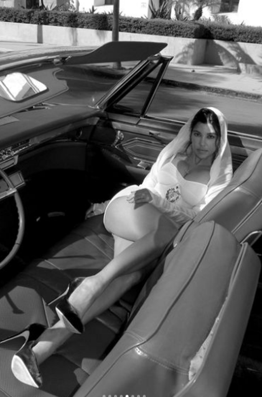 Kourtney Kardashian ile Travis Barker evlendi! Sosyal medyadan paylaştılar...