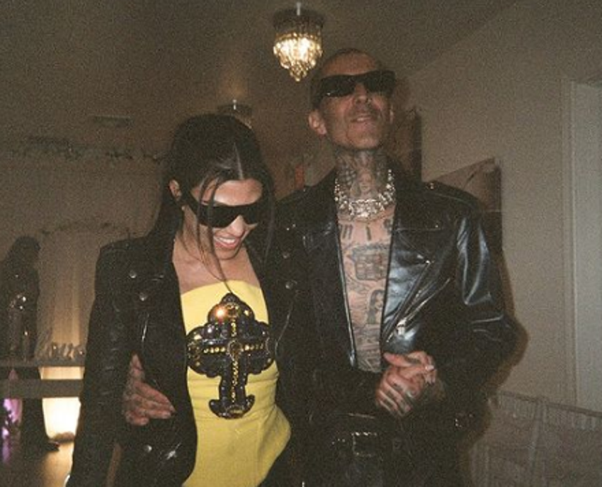 Kourtney Kardashian ile Travis Barker evlendi! Sosyal medyadan paylaştılar...